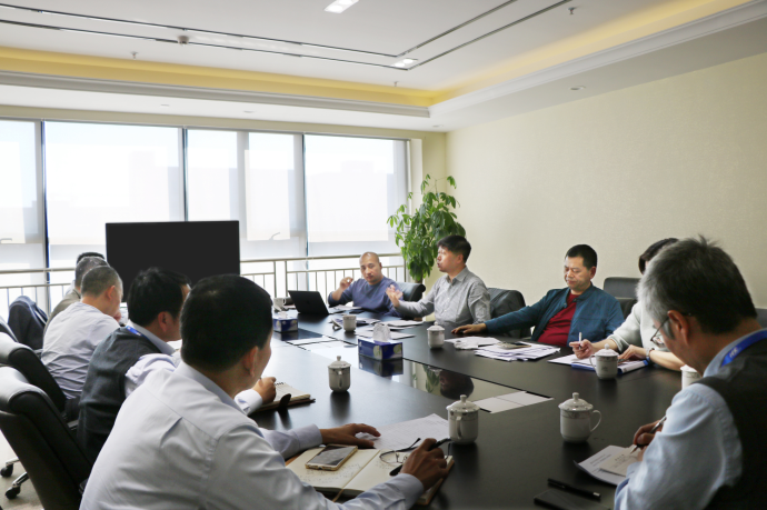 福日电子领导深入永利光电调研.png